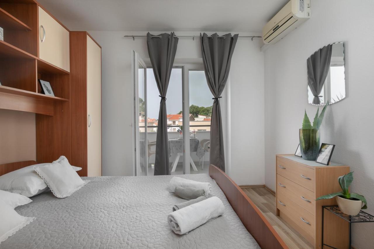 Sea View Apartments M Подгора Екстериор снимка