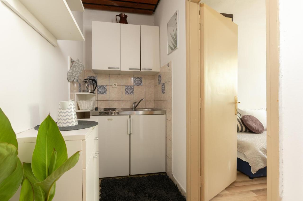 Sea View Apartments M Подгора Екстериор снимка