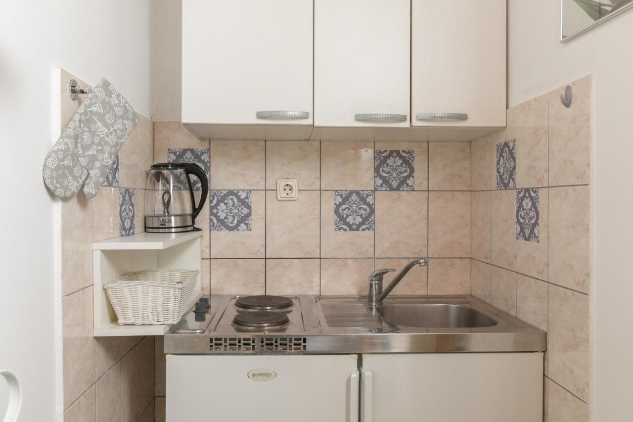 Sea View Apartments M Подгора Екстериор снимка